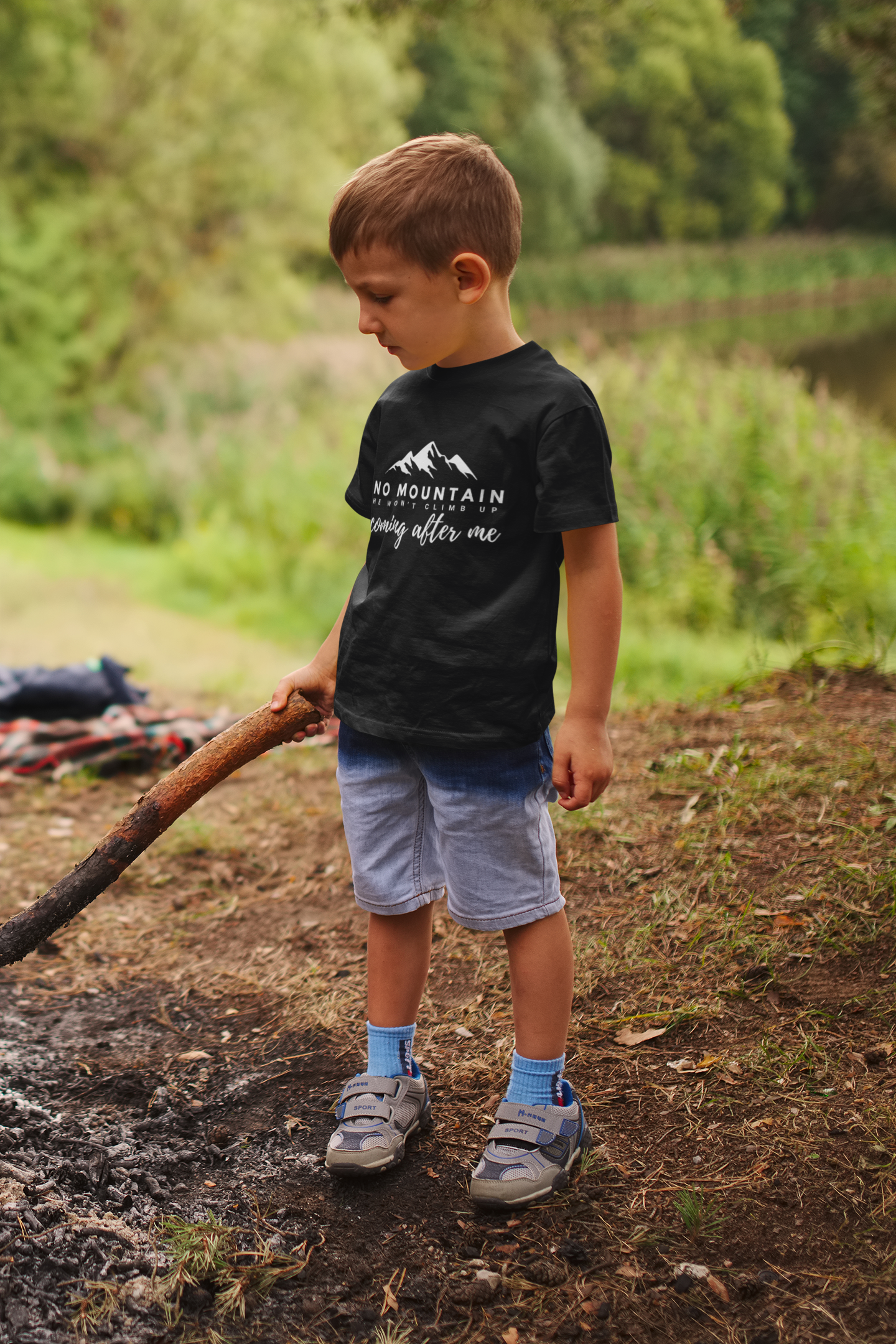 NO MOUNTAIN HE WON'T CLIMB UP - KIDS